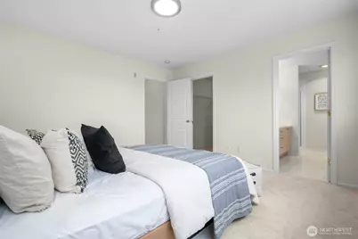 2840 139th Avenue SE #9, Bellevue, WA 98005 - Photo 18