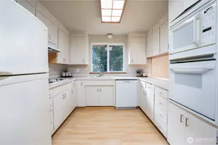 6708 53rd St W, University Place, WA 98467 - Photo 8