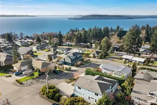 218 S 210th St, Des Moines, WA 98198 - Photo 36