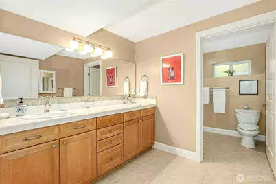 218 S 210th Street, Des Moines, WA 98198 - Photo 30