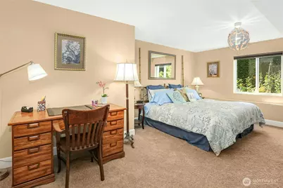 218 S 210th Street, Des Moines, WA 98198 - Photo 24