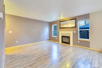 20702 190th Avenue E, Orting, WA 98360 - Photo 8