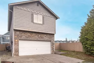 9133 2nd Pl SE, Lake Stevens, WA 98258 - Photo 2