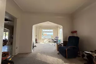 618 N 125th St, Seattle, WA 98133 - Photo 4