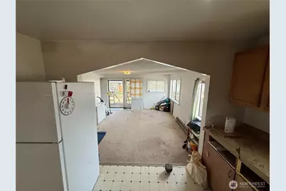 618 N 125th Street, Seattle, WA 98133 - Photo 10