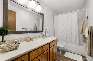 7315 N Skyview Ln, Tacoma, WA 98406 - Photo 14