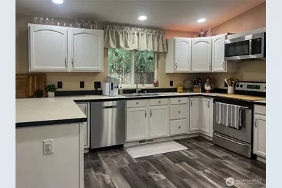 18711 Sylvan Dell Court SE, Yelm, WA 98597 - Photo 6