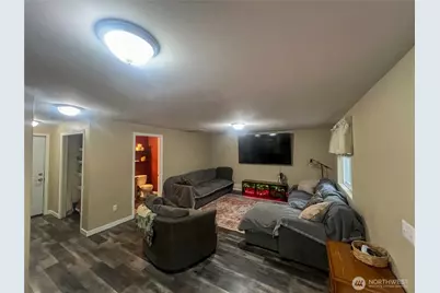 18711 Sylvan Dell Court SE, Yelm, WA 98597 - Photo 4