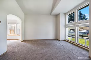 17317 94th Ave Ct E, Puyallup, WA 98375 - Photo 4