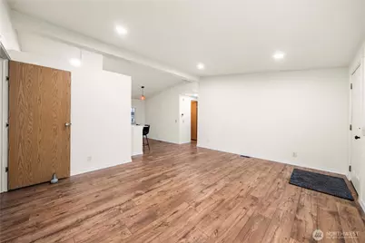 9314 Canyon Road E #40, Puyallup, WA 98371 - Photo 8