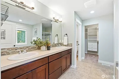 18916 10th Drive SE, Bothell, WA 98012 - Photo 24