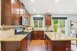 18916 10th Dr SE, Bothell, WA 98012 - Photo 10