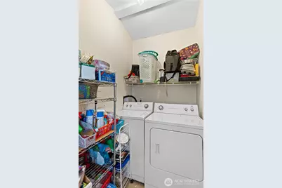 1827 137th Street E #102, Tacoma, WA 98445 - Photo 18