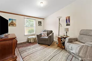 1827 137th St E, Tacoma, WA 98445 - Photo 10