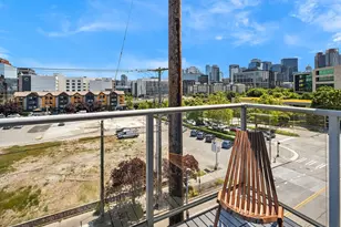 501 Roy St, Seattle, WA 98109 - Photo 20