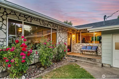 372 Insel Road, Woodland, WA 98674 - Photo 2