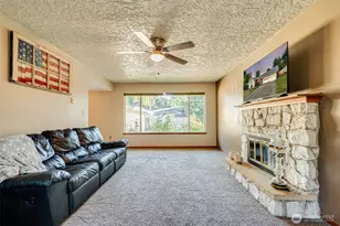 372 Insel Rd, Woodland, WA 98674 - Photo 4