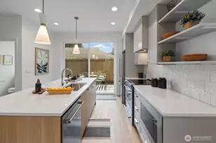 10043 B 8th Ave NW, Seattle, WA 98177 - Photo 8