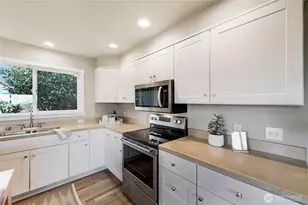 334 Sheridan St, Port Townsend, WA 98368 - Photo 14