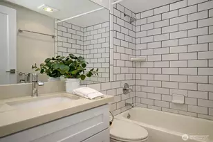 121 Vine St, Seattle, WA 98121 - Photo 18