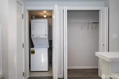 121 Vine Street #1702, Seattle, WA 98121 - Photo 20
