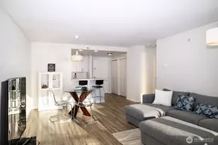 121 Vine St, Seattle, WA 98121 - Photo 12