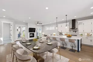 7573 S 130th Pl, Seattle, WA 98178 - Photo 4