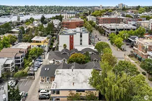 2219 Eastlake Ave E, Seattle, WA 98102 - Photo 30