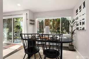 2219 Eastlake Ave E, Seattle, WA 98102 - Photo 8