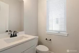 12806 66th Ave S, Seattle, WA 98178 - Photo 4