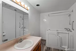 1113 1111 159th St Ct E, Tacoma, WA 98445 - Photo 10