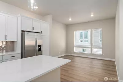 12802 66th Avenue S, Seattle, WA 98178 - Photo 10