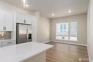 12802 66th Ave S, Seattle, WA 98178 - Photo 10