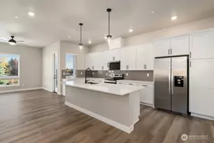 12802 66th Ave S, Seattle, WA 98178 - Photo 6