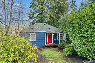 19024 15th Ave NE, Shoreline, WA 98155 - Photo 2