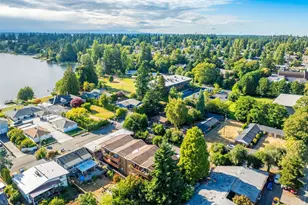 1017 SW 154th St, Burien, WA 98166 - Photo 2