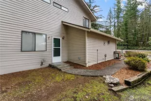 22934 SE 37th St, Sammamish, WA 98075 - Photo 28