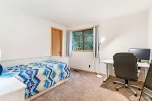 22934 SE 37th St, Sammamish, WA 98075 - Photo 20