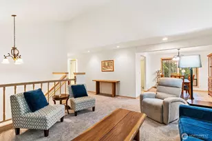 22934 SE 37th St, Sammamish, WA 98075 - Photo 6