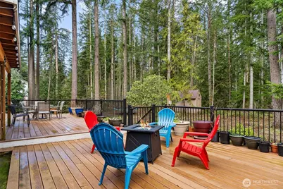 22934 SE 37th St, Sammamish, WA 98075 - Photo 32