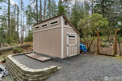 22934 SE 37th St, Sammamish, WA 98075 - Photo 34