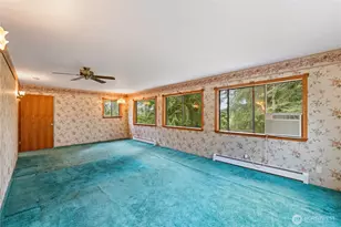 671 Edmonds Rd, Coupeville, WA 98239 - Photo 22