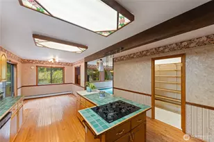 671 Edmonds Rd, Coupeville, WA 98239 - Photo 10