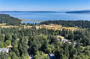 671 Edmonds Rd, Coupeville, WA 98239 - Photo 2