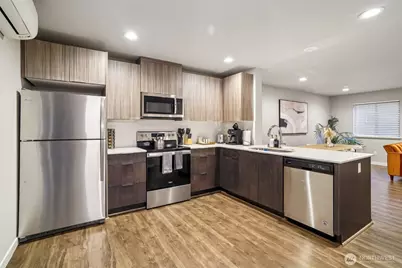 4908 S Willow Street #B, Seattle, WA 98118 - Photo 6