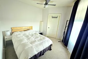 3217 Eastlake Ave E, Seattle, WA 98102 - Photo 8