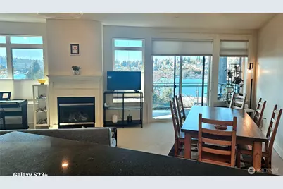 3217 Eastlake Avenue E #303, Seattle, WA 98102 - Photo 6