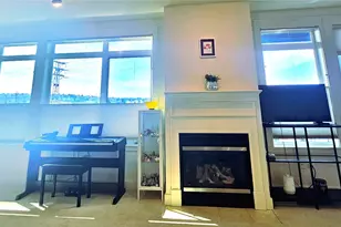 3217 Eastlake Ave E, Seattle, WA 98102 - Photo 4