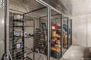 3217 Eastlake Ave E, Seattle, WA 98102 - Photo 18