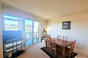 3217 Eastlake Ave E, Seattle, WA 98102 - Photo 4